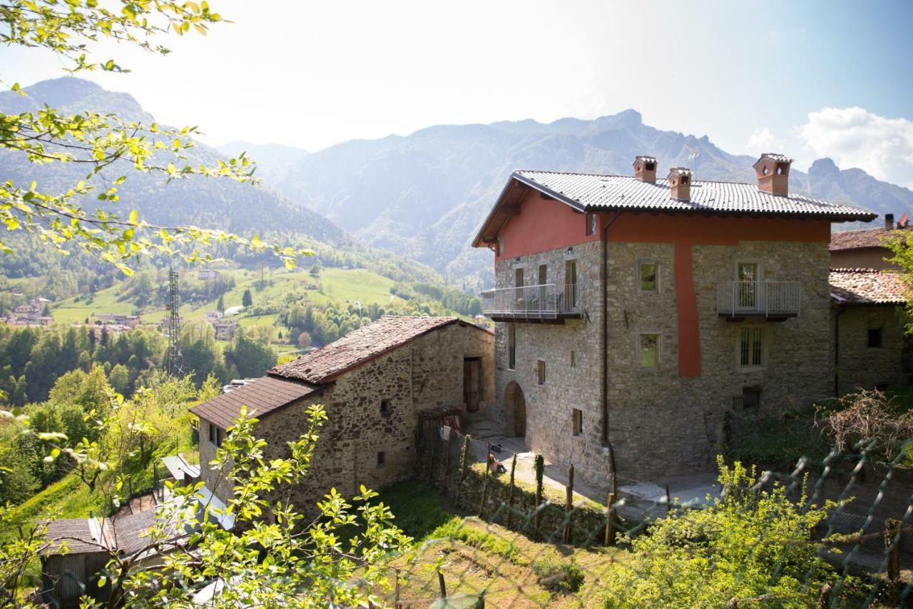 B&B Sopra Il Portico San Giovanni Bianco Buitenkant foto