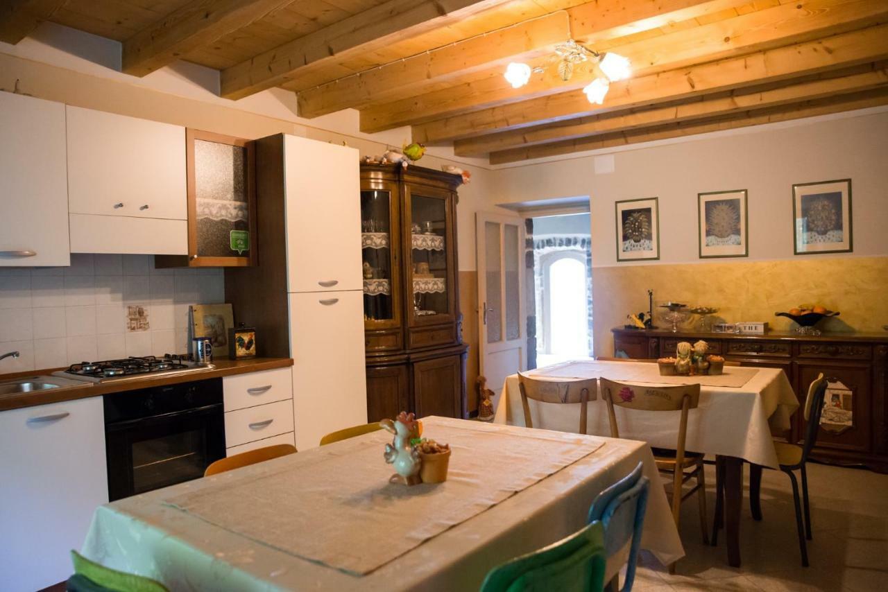 B&B Sopra Il Portico San Giovanni Bianco Buitenkant foto